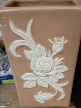 Vintage Weller Pottery
Cameo Rose Vase